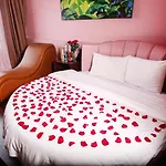 Diamond Beach Hotel